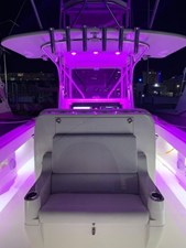 2019 SeaVee 390Z 23 24