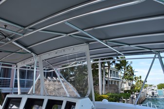 LOW BIDDER X  40 Canvas tower top over flybridge  