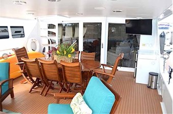 MON SHERI  53 Aft Deck Seating