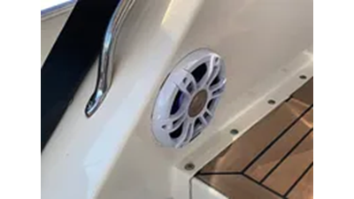 1991 Hatteras 40 Motor Yacht 84 