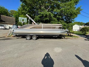 26' Bennington 26 LX 0 