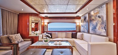JOHNSON 80' FLYBRIDGE W/HYDRAULIC PLATFORM  3 Salon looking to port   