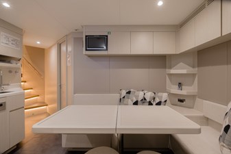 MAJESTY 120 29 