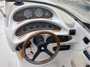 1999 Chris Craft 240 BR 8 
