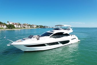 - 3 4_2023 75ft Sunseeker Sport Yacht