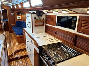 KISMET 37 Galley Forward 
