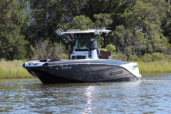 25' Scarab 255 Open ID 1 
