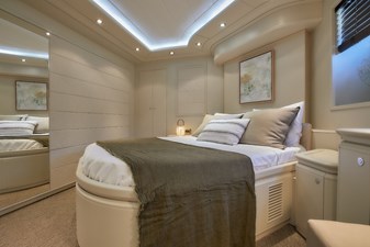 CAMARIK 28 Ferretti112-033