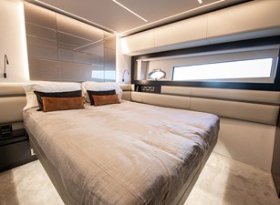 MAGIC of AYR 25 2021 Pershing 9X - Magic of Ayr - Port Guest Cabin