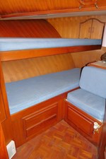 LOVE U 2 21 Guest Stateroom Port