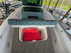 2022 Axopar 37 XC Cross Cabin Brabus 50 