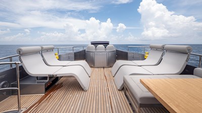 ANDIAMO II 43 YachtsBlue-108-Pershing-2021-For Sale-45