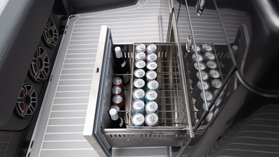 42 Auroris 32 2025 Cigarette 42 Auroris