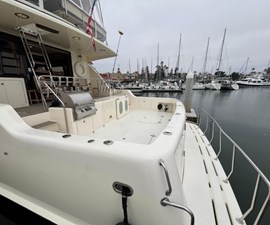 64 ft 1999 Mikelson Long-Range Luxury Sportfisher, Swells 23 