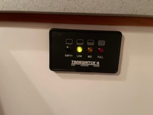 TRILLIUM 17 Tank Tender