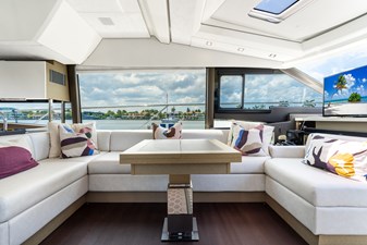 2019 Prestige 590S 49 