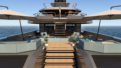 FL42 18 FL42_42_2023_main deck