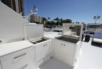Mesmerize 53 2013 Hargrave 125 Raised Pilothouse
