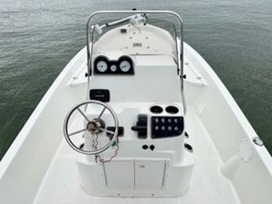 2016 Nauticstar 2110 Sport 3 4