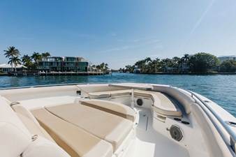 Boston Whaler 420 Outrage 42 