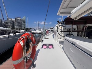 Gracefully 11 2013 Lagoon 400 S2 For Sale Port Deck