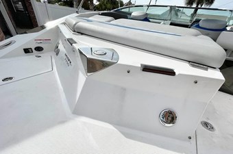 2008 Regal 2250 Cuddy 8 