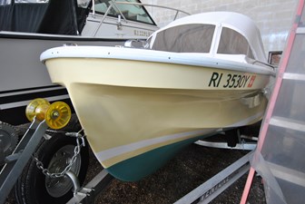 WEE LASS 3 Port Forward Quarter