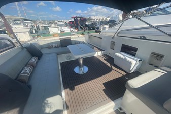 VANDUTCH 40 11 Vandutch 40