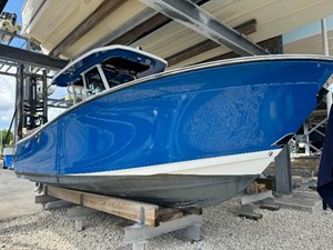 BLACKFIN  8 2018-blackfin-272-cc-power-9549751-20240916095829999-1_LARGE