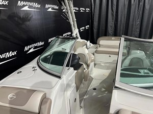2019 Crownline E255 Surf 6 