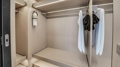 AURORA 31 