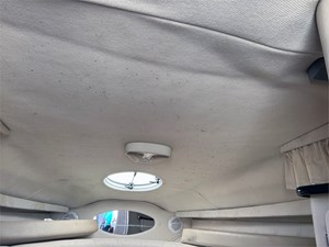 27' Monterey 2002 262 Cruisers 17 