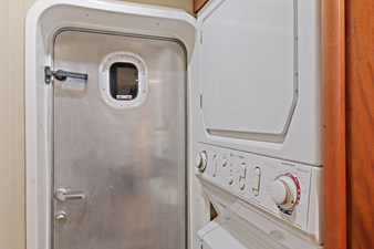 Raven 25 26_2004 57ft Northern Marine 5700 Expedition RAVEN