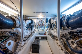 This Little Piggy  60 65_ocean_yacht_this_little_piggy_engine_room_1