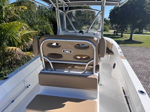 - 15 15_2022 27ft Dusky 278 Center Console