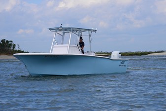 2022 Valentino 28 Center Console 1 