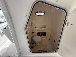 T/T OSSUM DREAM 12 Console Door Open