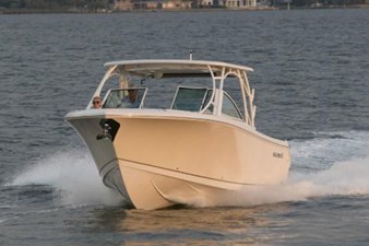 2019 Sailfish 325 DC 50 