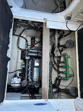 SUNREEF 60  56 SUNREEF 60 engine