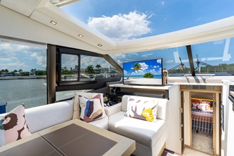 2019 Prestige 590S 48 