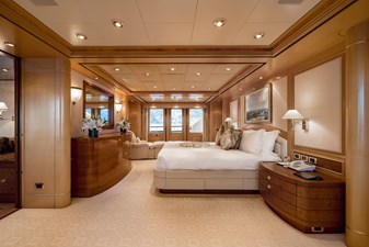 LAUREL 28 LAUREL 240'/73.15m Delta 2006/2014 Motor Yacht: Master Stateroom