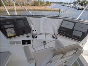 58 HATTERAS 1990 SPORTFISH 25 