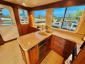 SEAGLASS 32 2006 American Tug 41: Galley 