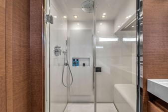 2015 Prestige 750 54 