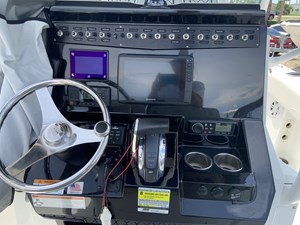 2020 Wellcraft 222F Scarab 7 