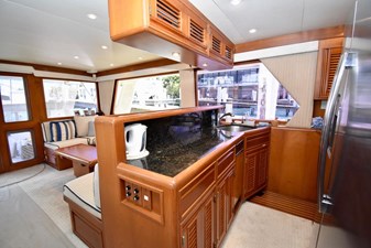 Six C One II 31 62-2000-Offshore-Yachts-Pilot-House-31