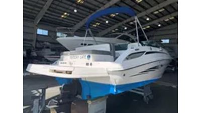 2013 Sea Ray 220 Sundeck 2 