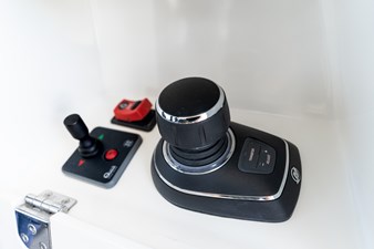 2019 Prestige 590S 22 