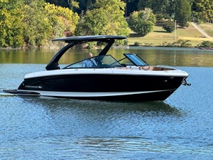 30' Chaparral 307 SSX 3 