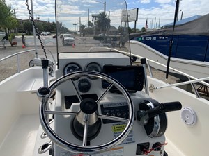 BAYLINER ELEMENT F18 2 03.helm